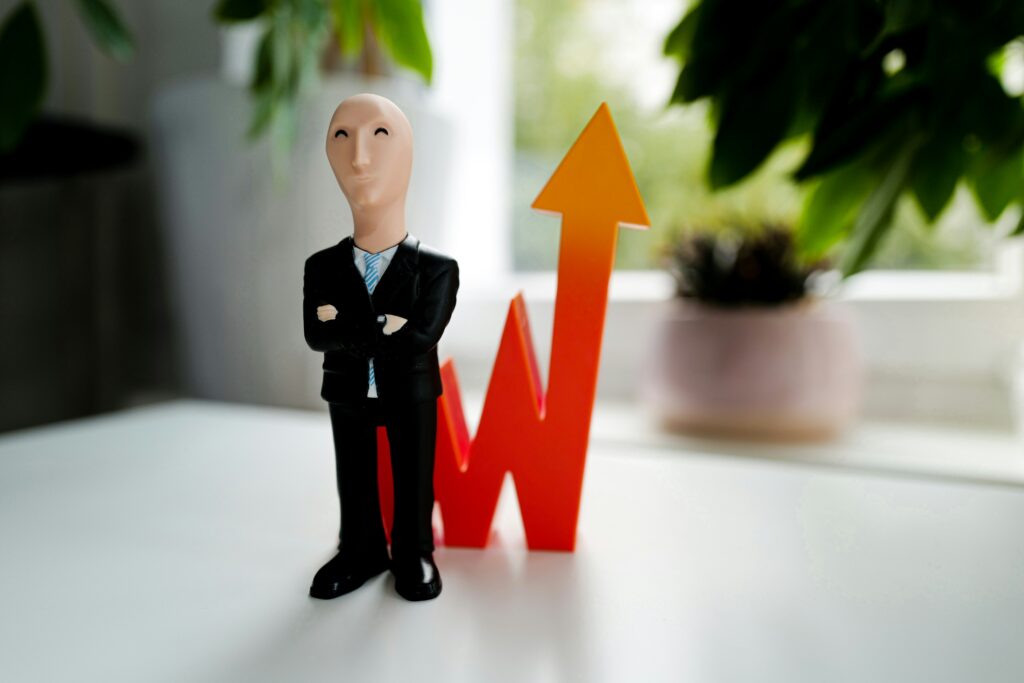Long-term growth and scaling concept